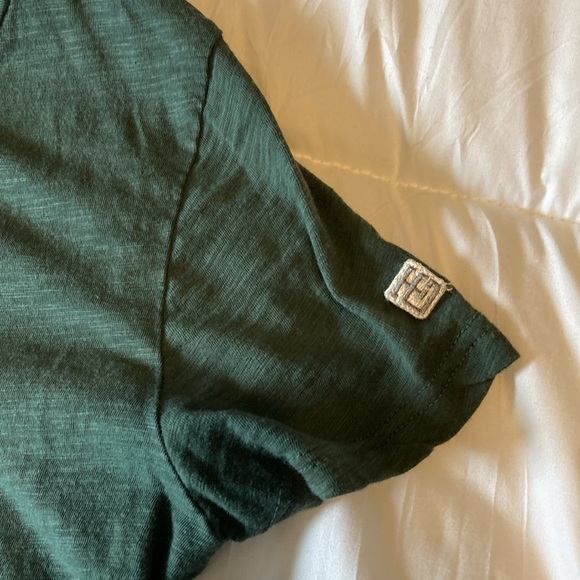 Tailgate t shirt size small - Picture 3 of 4